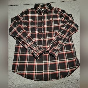 Goodfellow Long Sleeved Flannel  Button Up Black and Red Mens Medium
